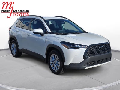 2023 Toyota Corolla Cross LE