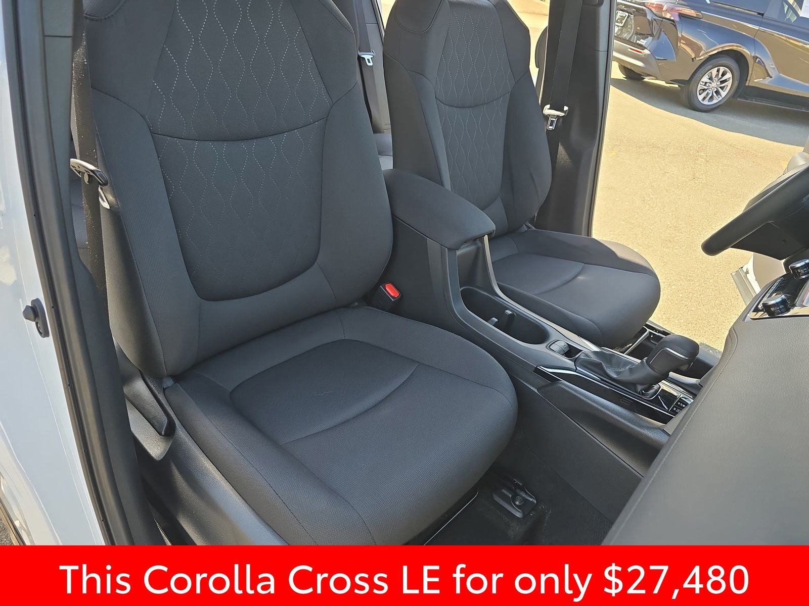 2024 Toyota Corolla Cross LE