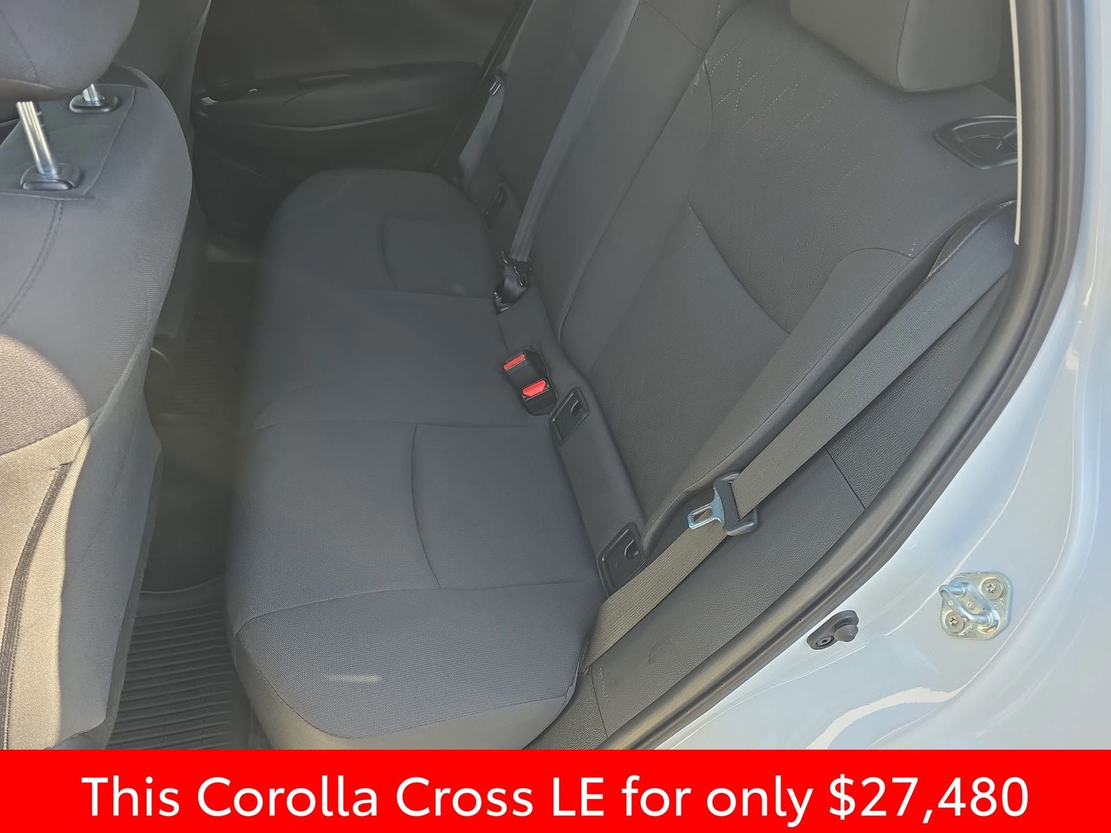 2024 Toyota Corolla Cross LE