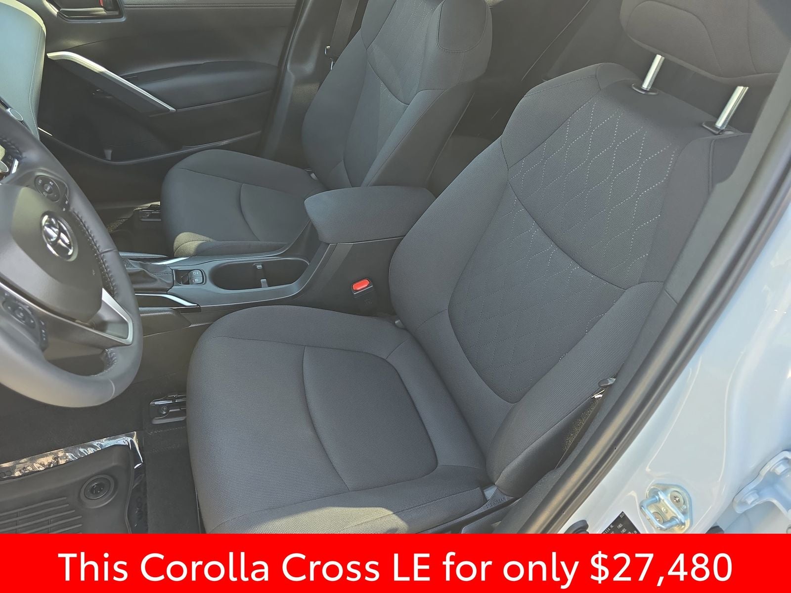 2024 Toyota Corolla Cross LE