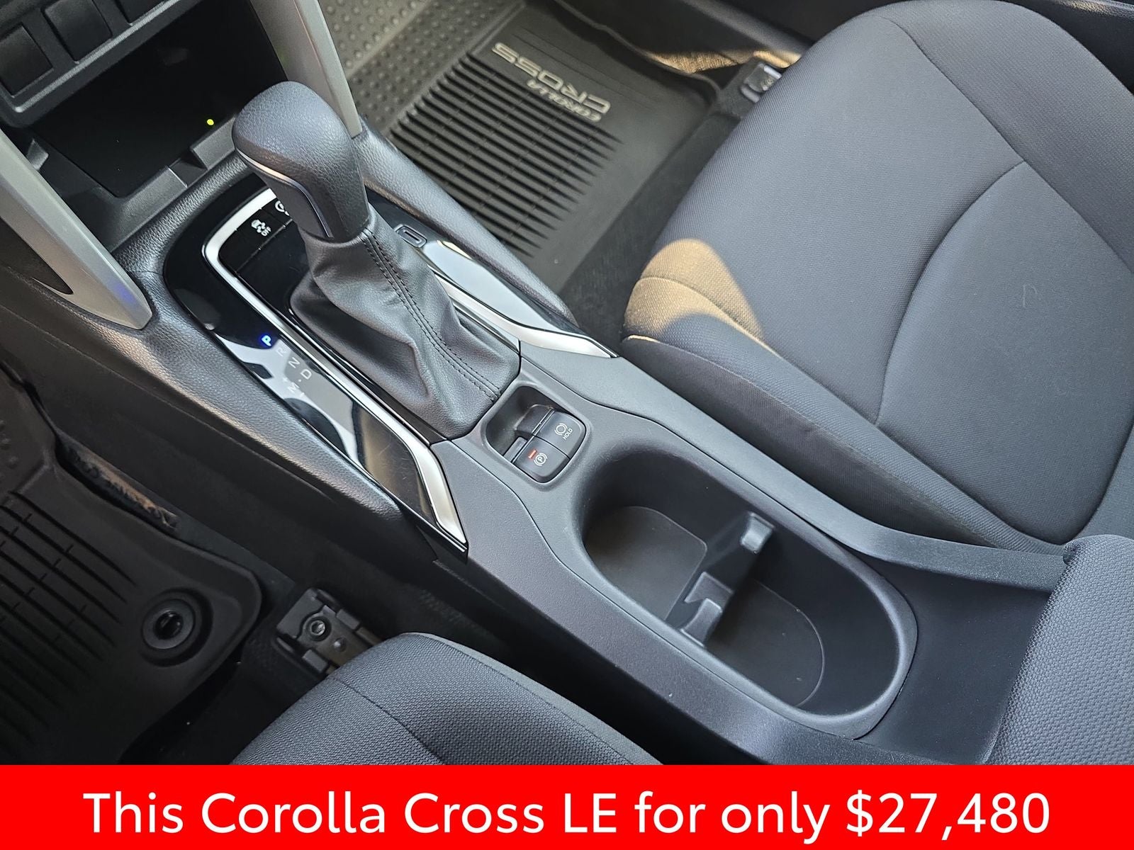 2024 Toyota Corolla Cross LE