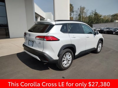 2024 Toyota Corolla Cross LE