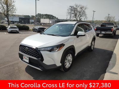 2024 Toyota Corolla Cross LE