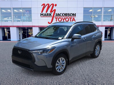 2023 Toyota Corolla Cross LE