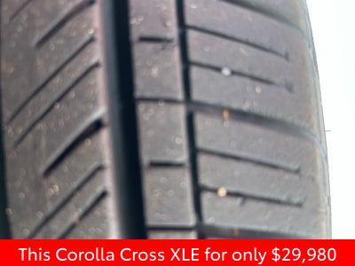 2024 Toyota Corolla Cross XLE