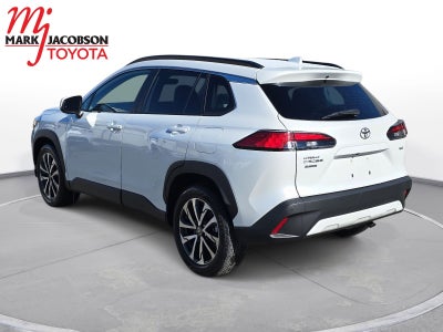 2022 Toyota Corolla Cross XLE