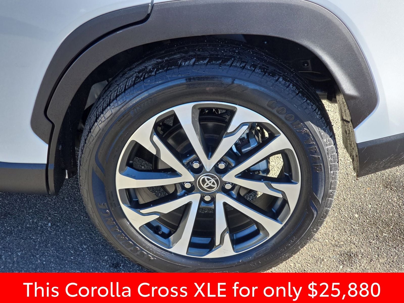 2022 Toyota Corolla Cross XLE