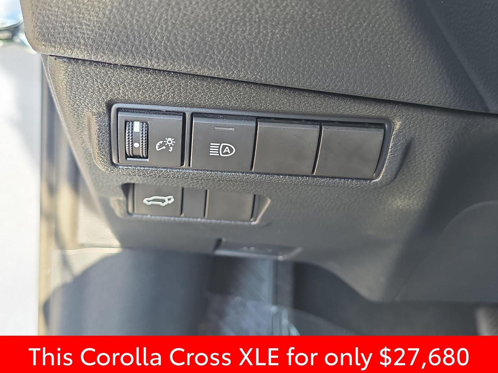 2023 Toyota Corolla Cross XLE
