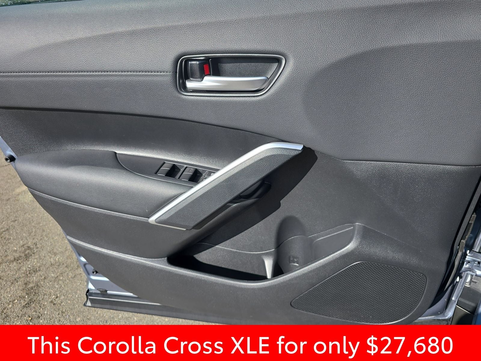2023 Toyota Corolla Cross XLE