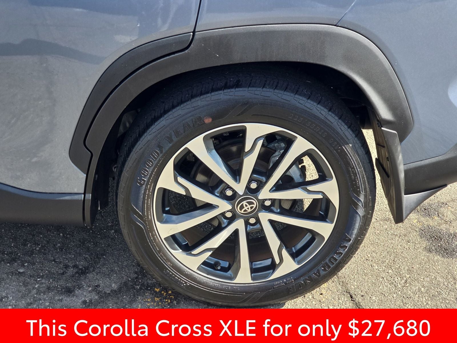 2023 Toyota Corolla Cross XLE