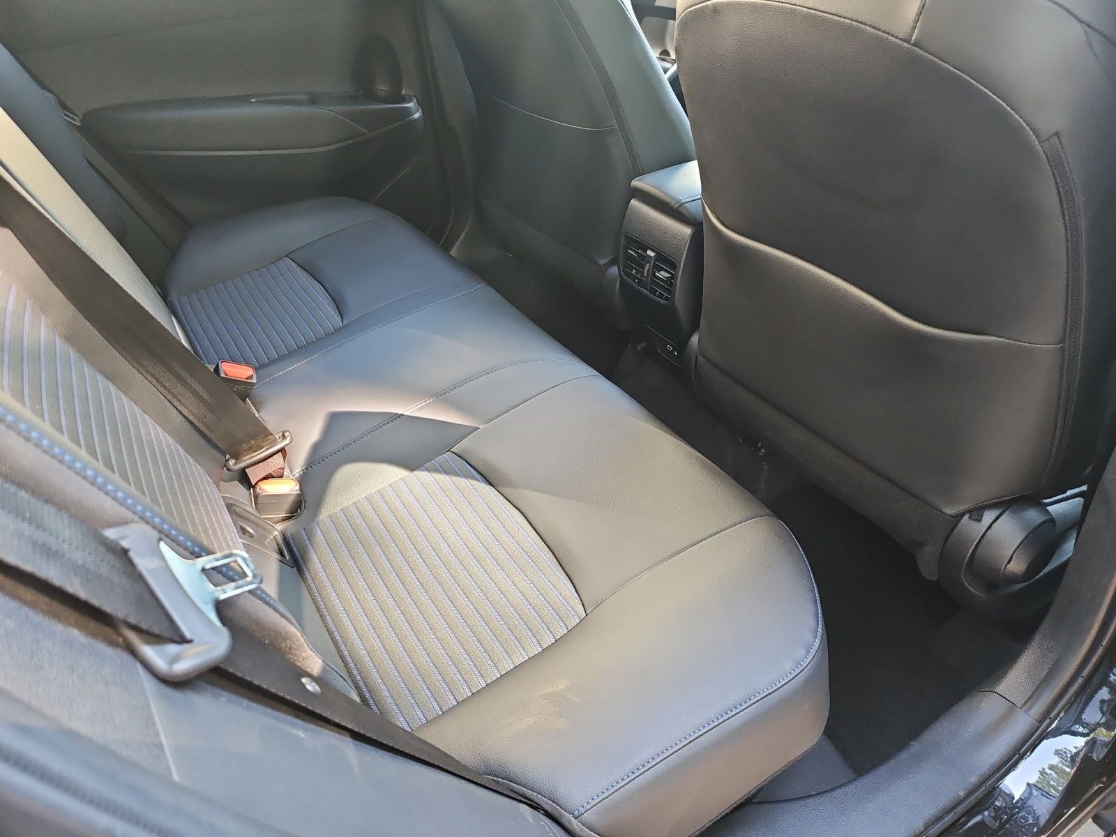 2025 Toyota Corolla Cross Hybrid XSE
