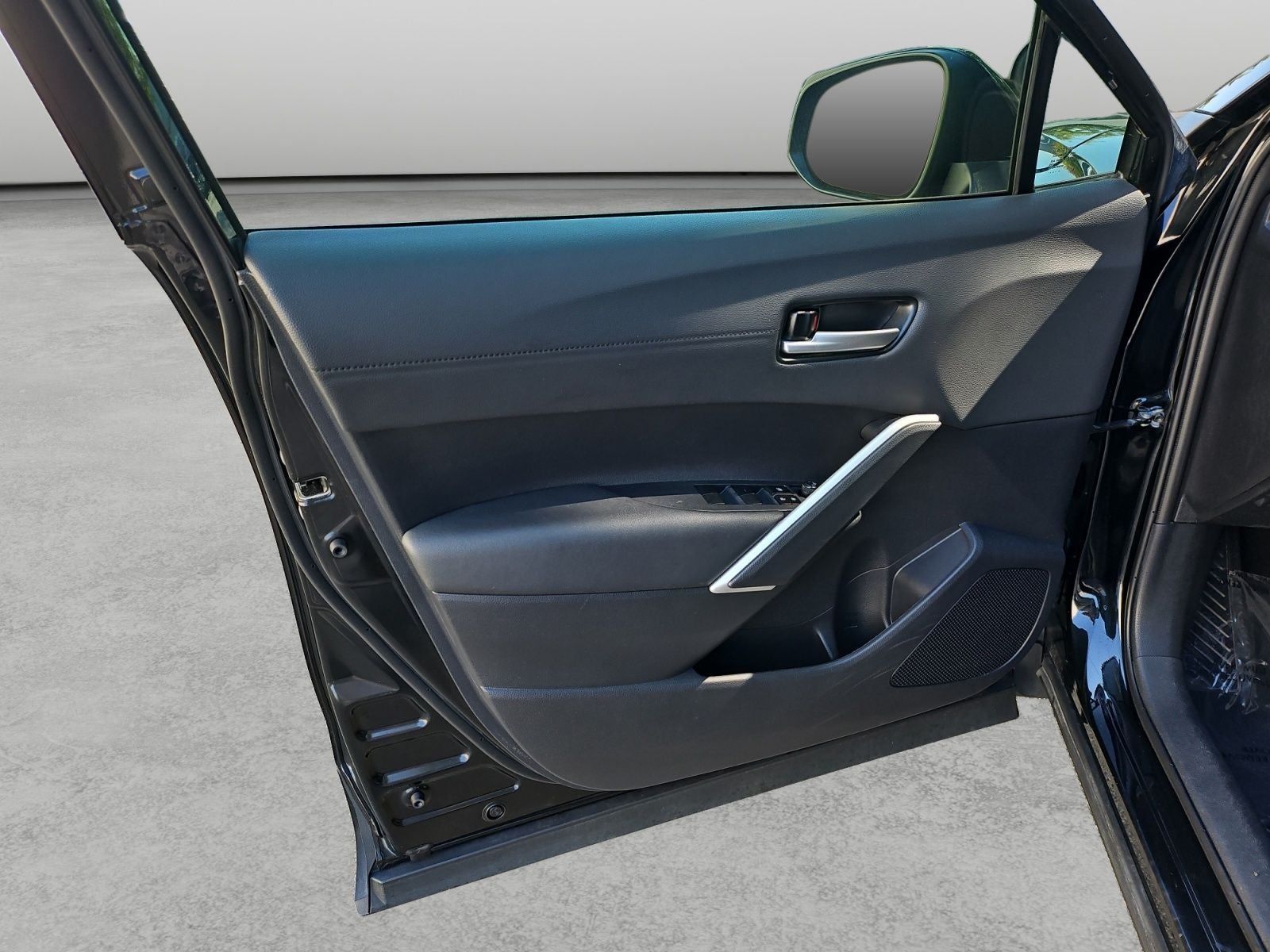 2025 Toyota Corolla Cross Hybrid XSE