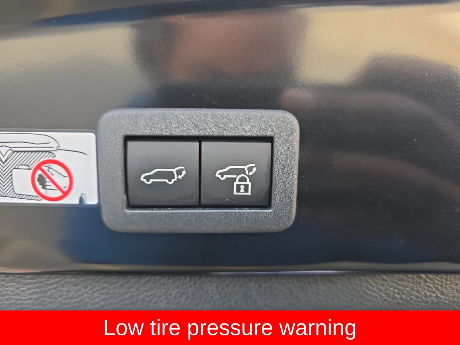 2025 Toyota Corolla Cross Hybrid XSE