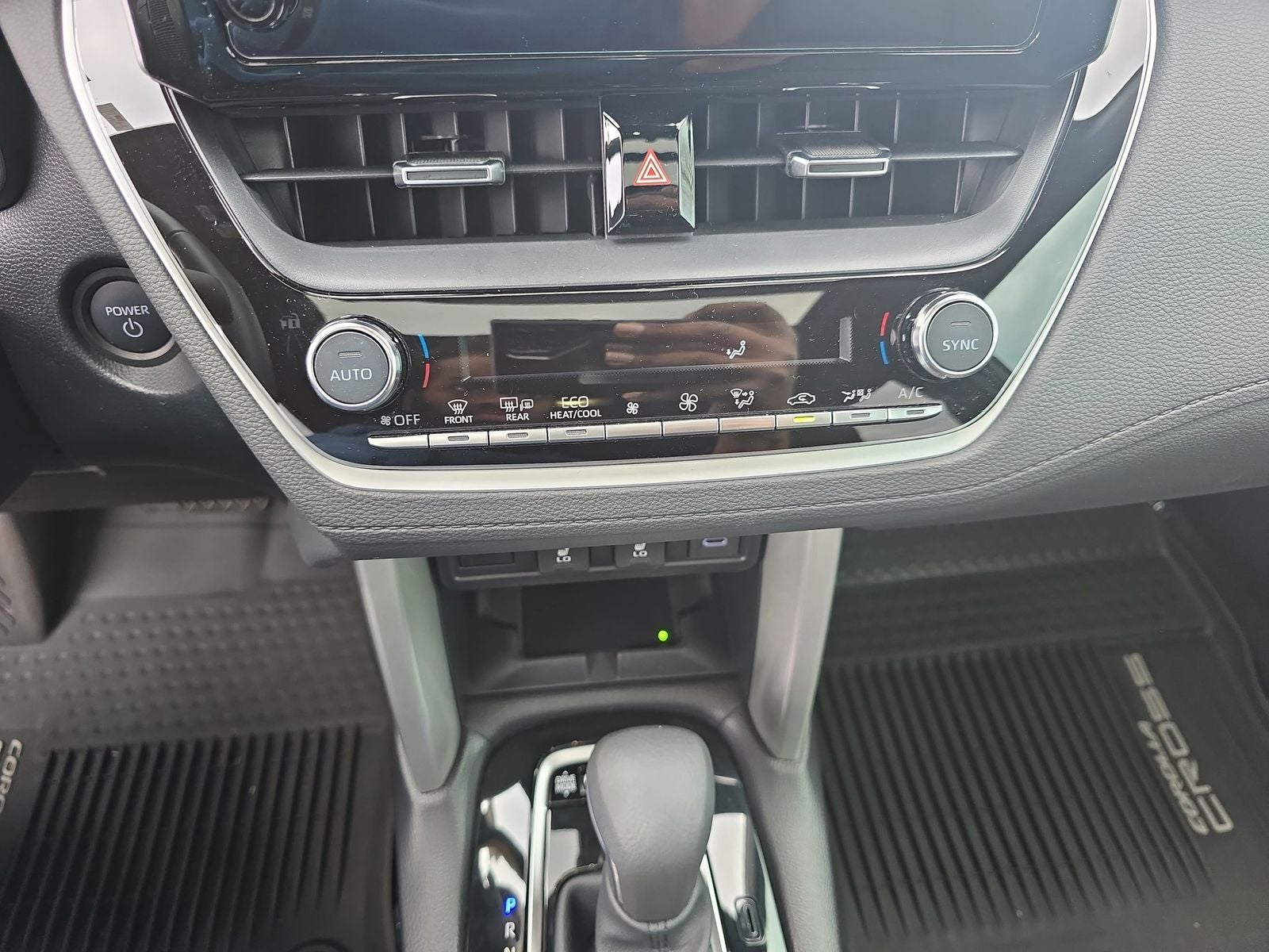 2025 Toyota Corolla Cross Hybrid XSE