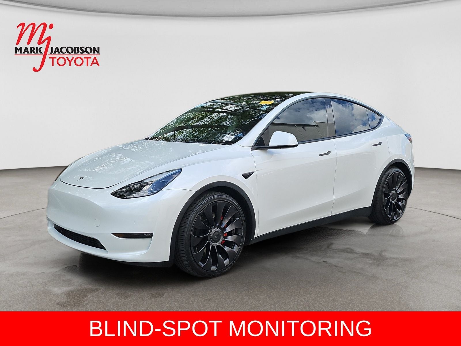 2022 Tesla Model Y Performance Dual Motor All-Wheel Drive's photo