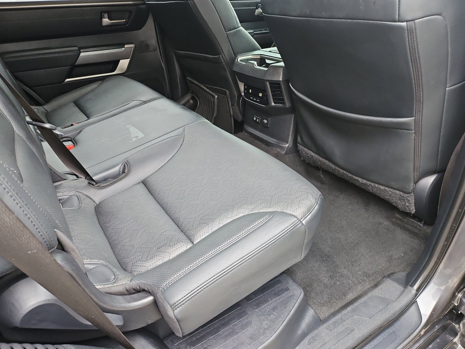 2023 Toyota Sequoia SR5