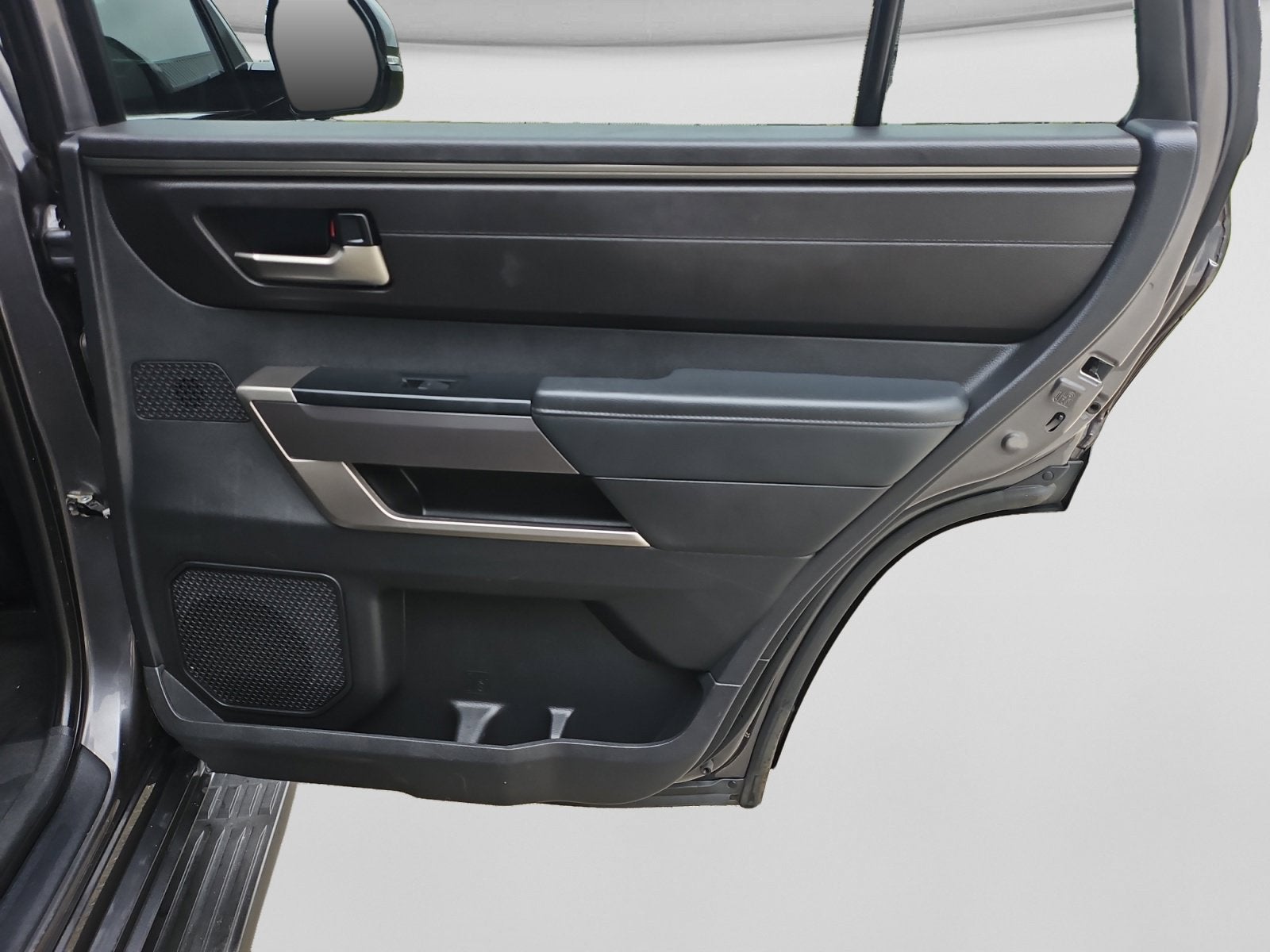 2023 Toyota Sequoia SR5