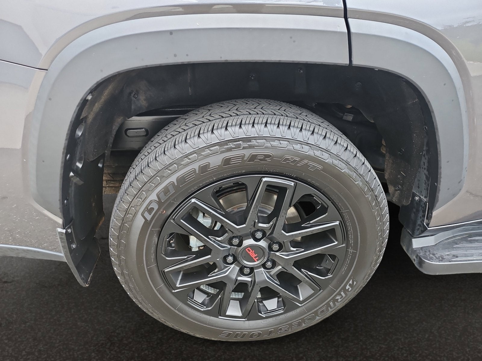 2023 Toyota Sequoia SR5