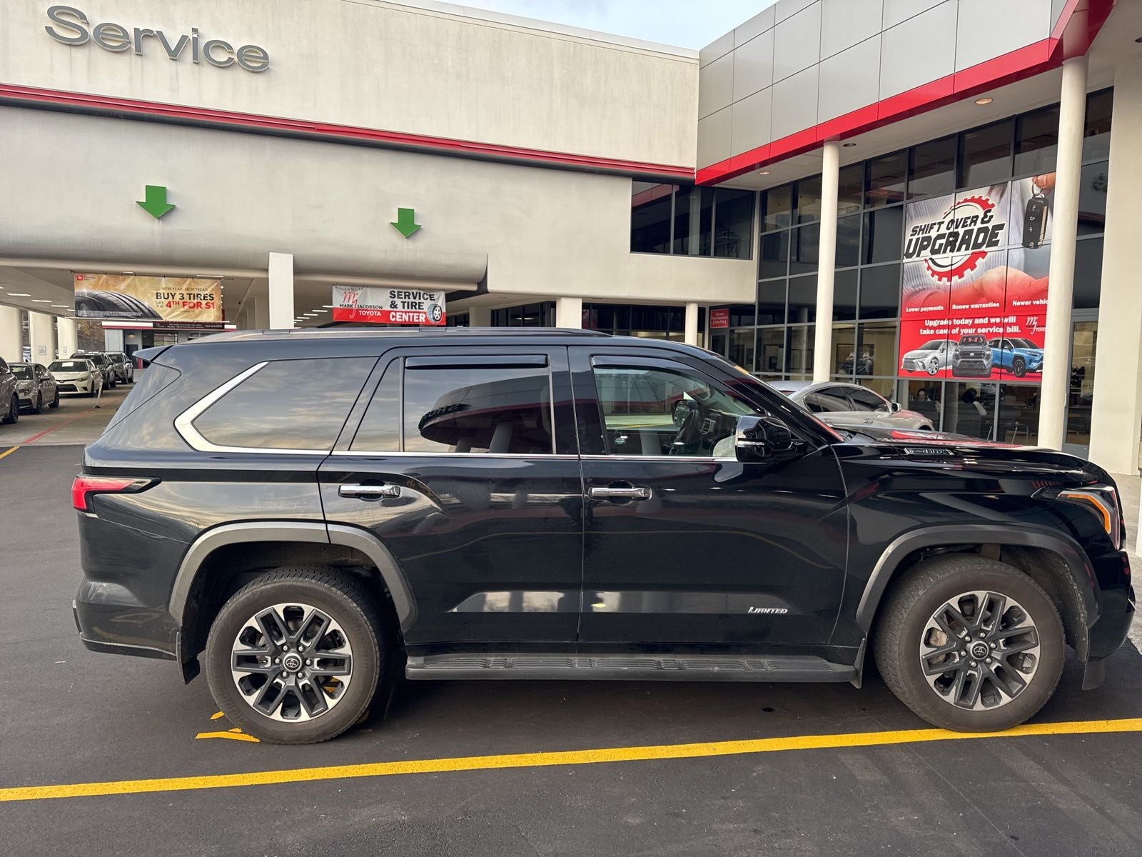 2023 Toyota Sequoia Limited