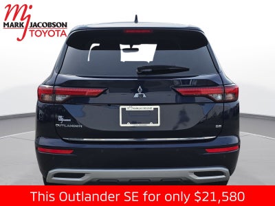 2022 Mitsubishi Outlander SE