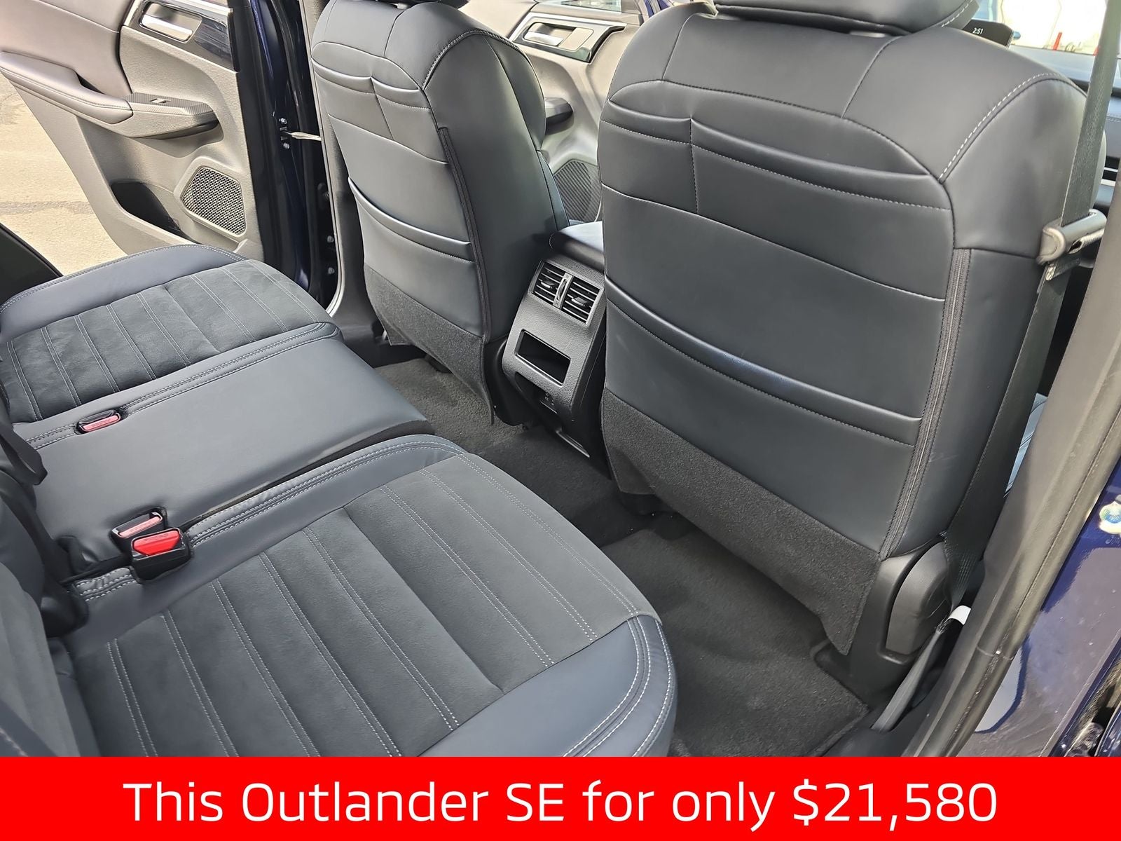 2022 Mitsubishi Outlander SE