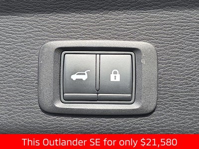 2022 Mitsubishi Outlander SE