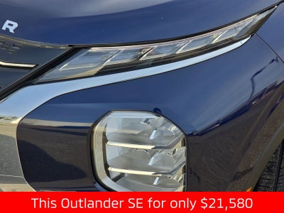 2022 Mitsubishi Outlander SE