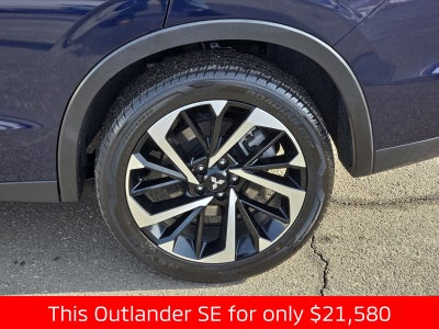 2022 Mitsubishi Outlander SE