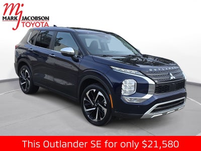 2022 Mitsubishi Outlander SE