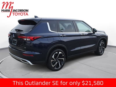 2022 Mitsubishi Outlander SE