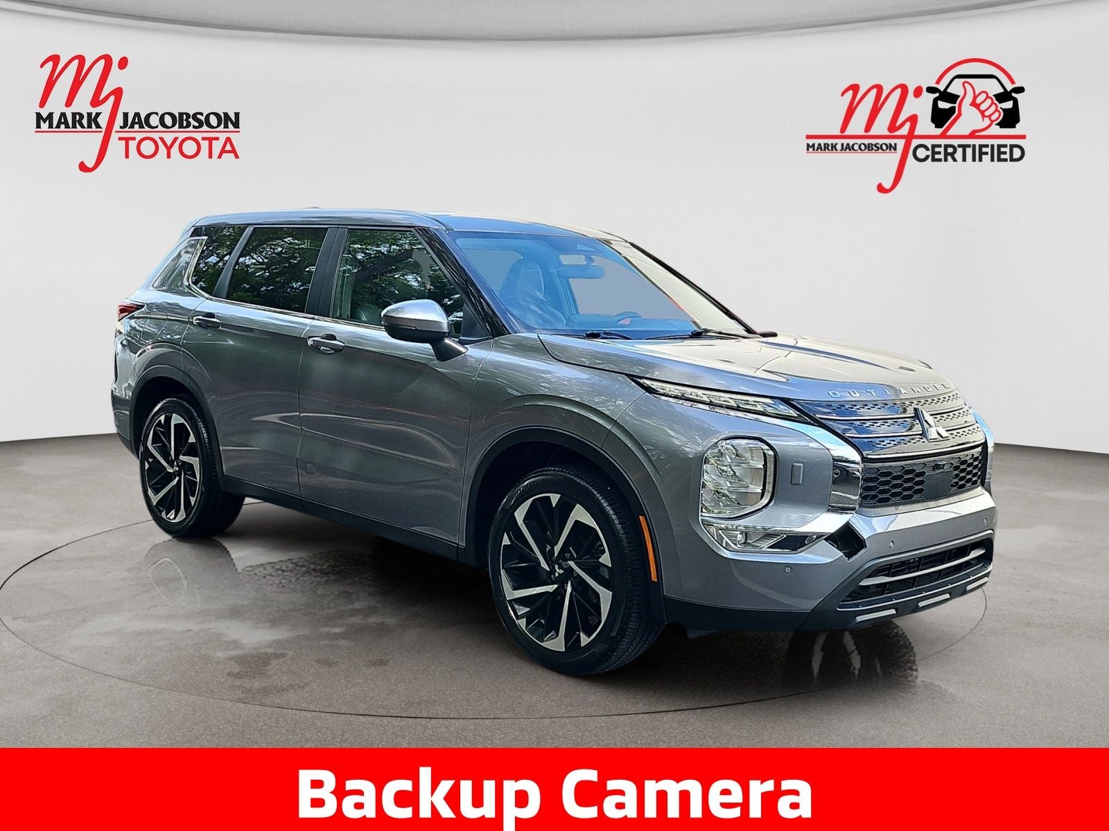 2023 Mitsubishi Outlander SE