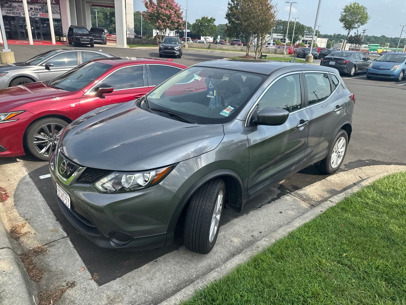 2019 Nissan Rogue Sport S