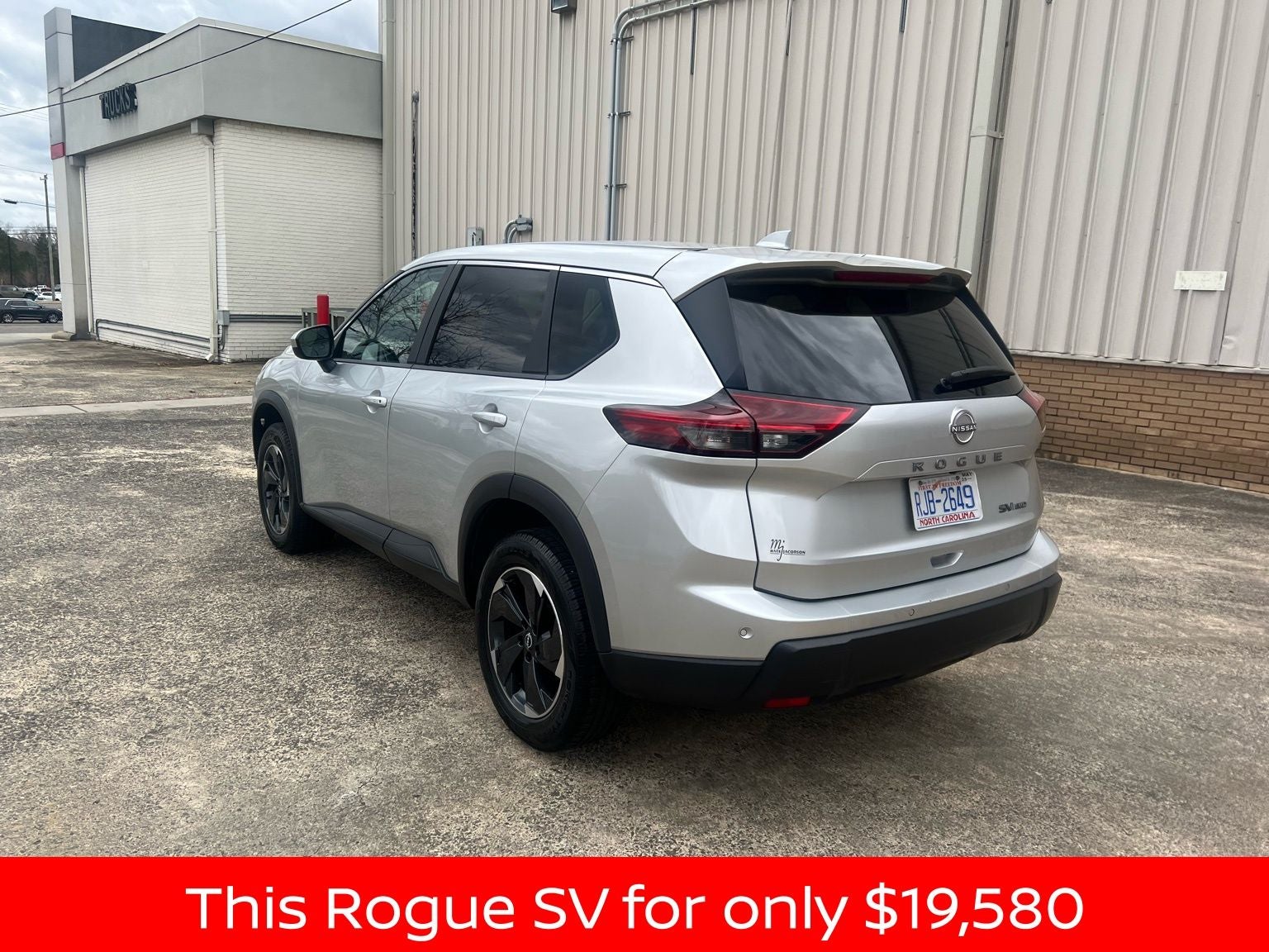 2024 Nissan Rogue SV
