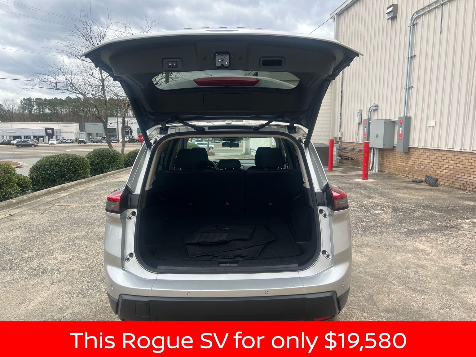 2024 Nissan Rogue SV