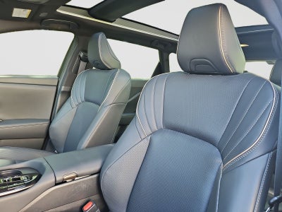 2025 Toyota Crown Signia Limited