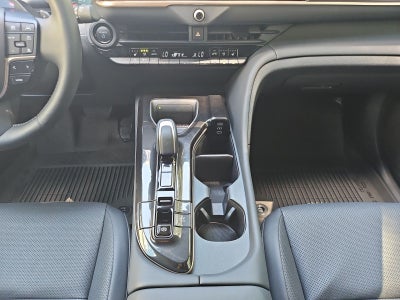 2025 Toyota Crown Signia Limited