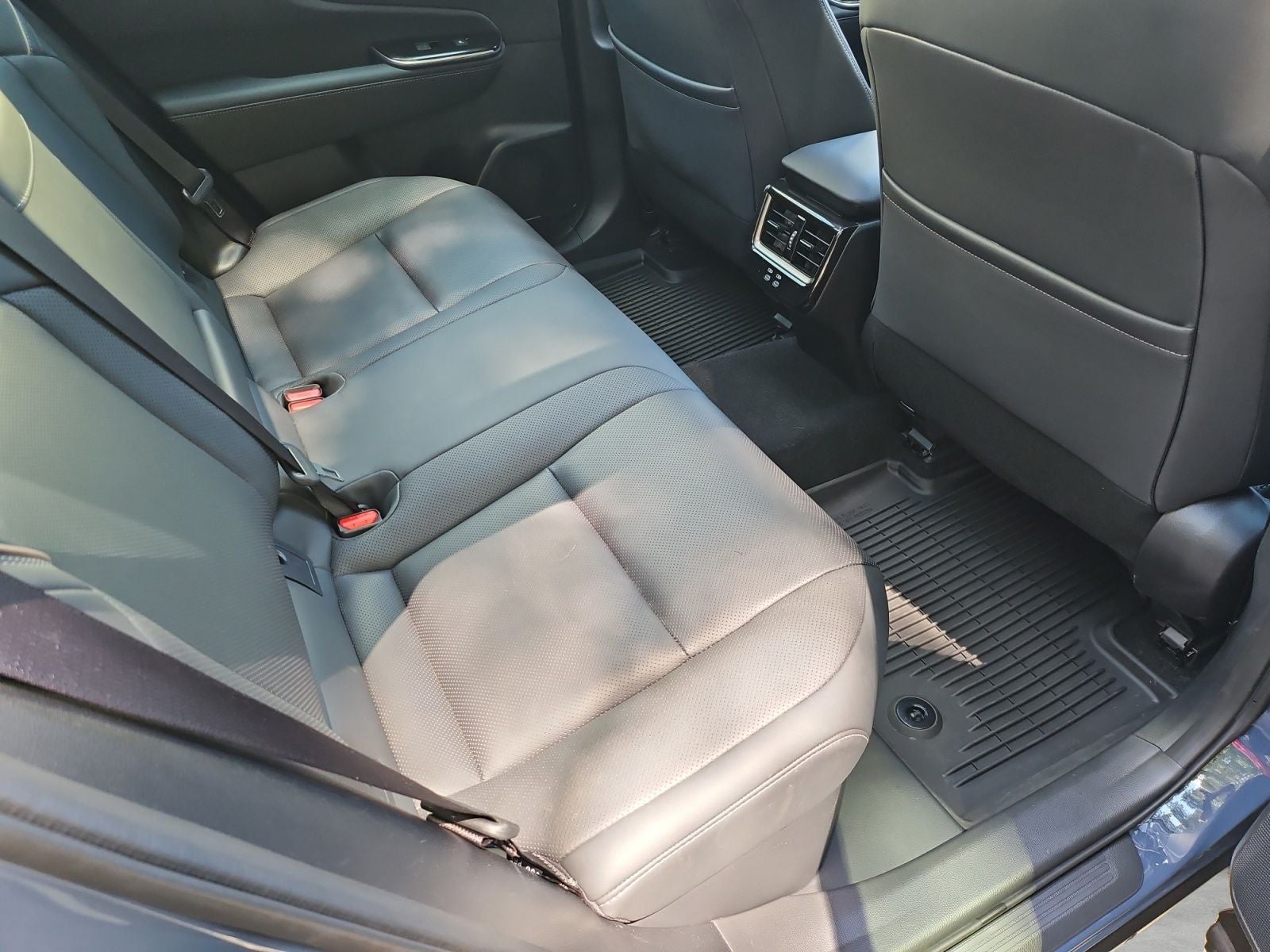 2025 Toyota Crown Signia Limited