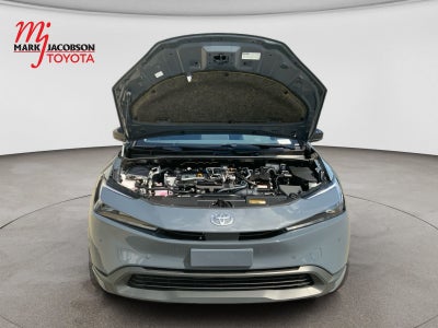 2025 Toyota Prius LE
