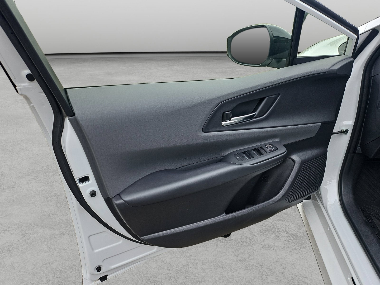 2025 Toyota Prius XLE