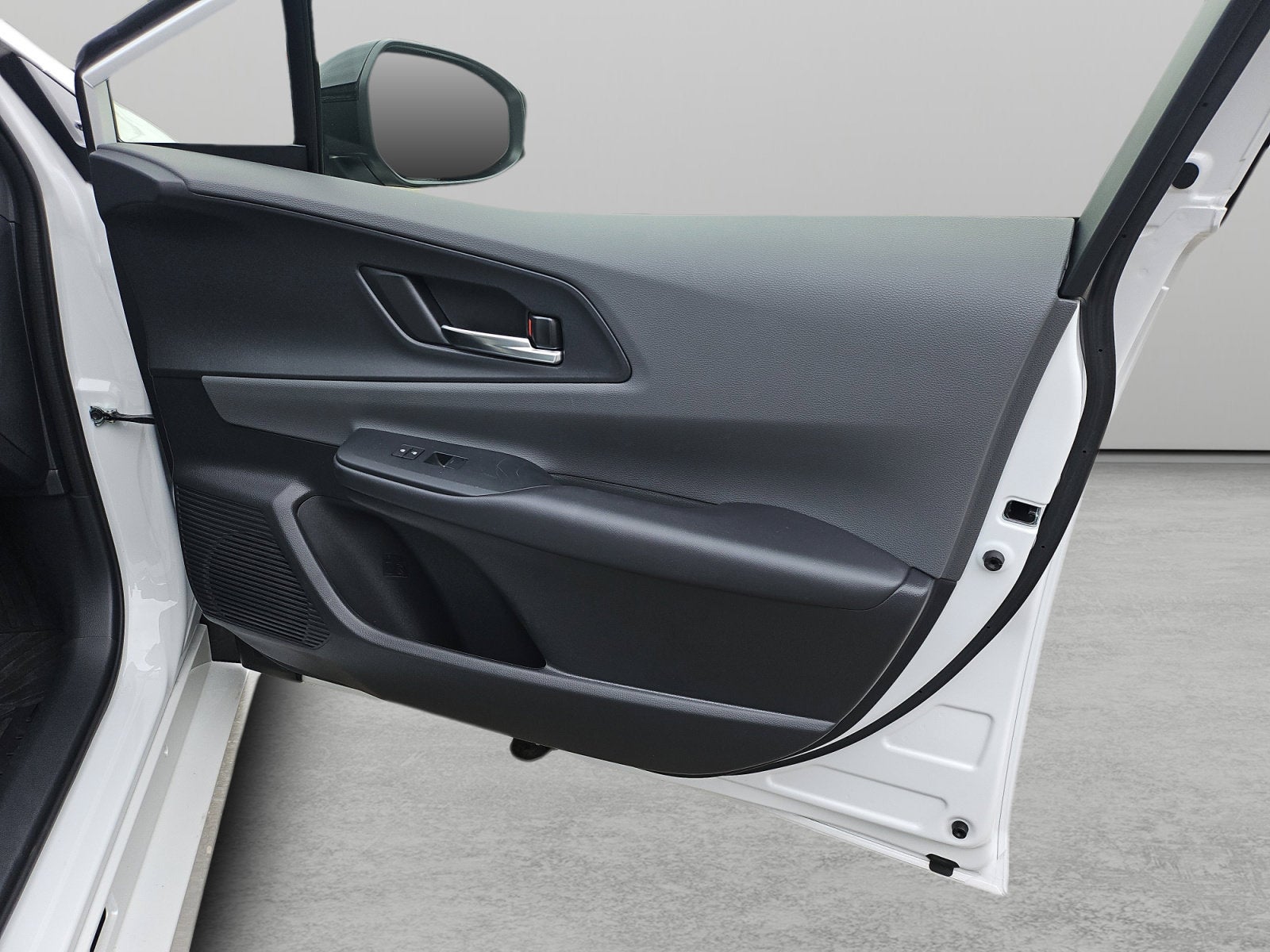 2025 Toyota Prius XLE