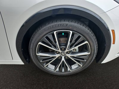 2025 Toyota Prius XLE