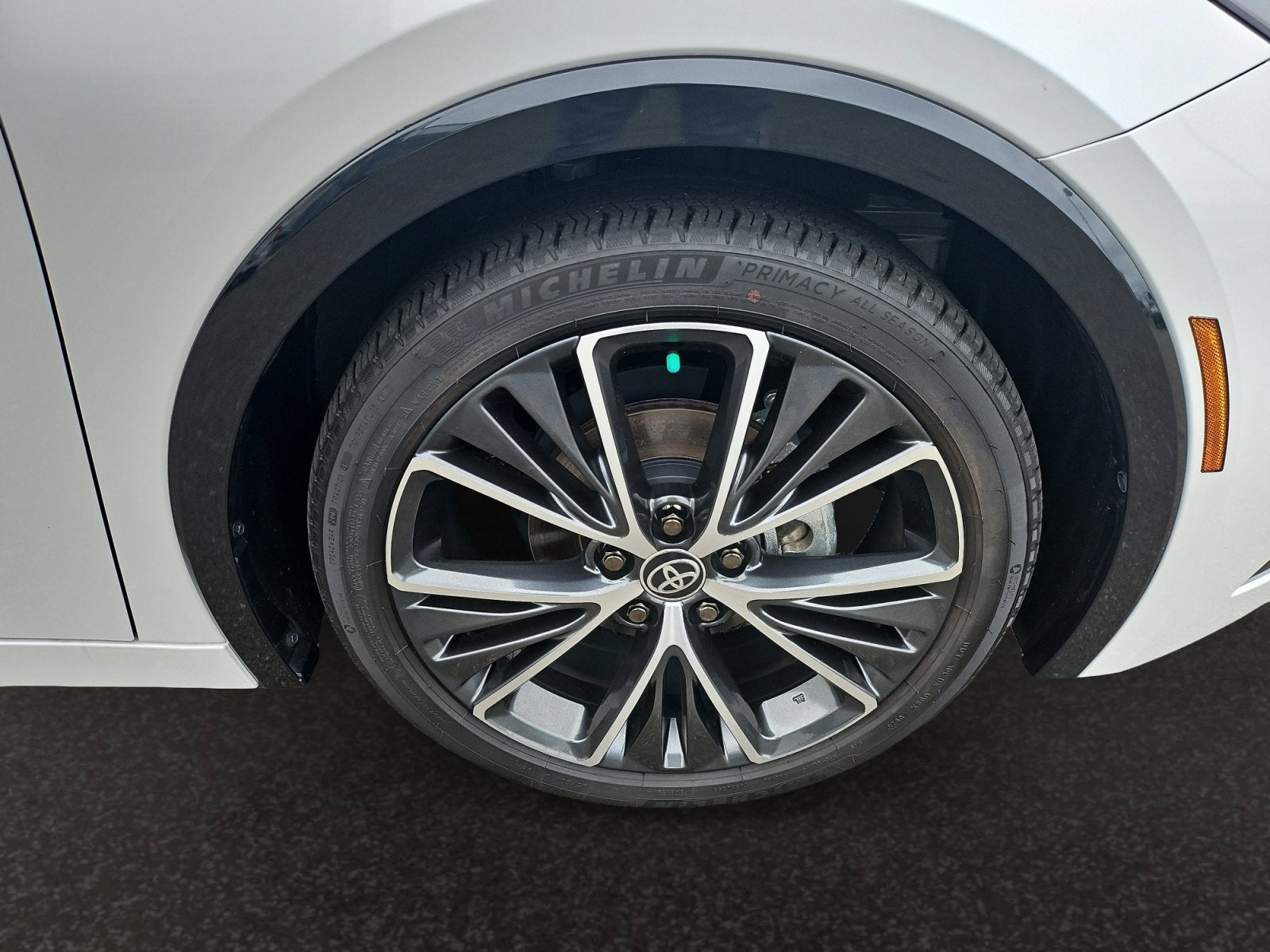 2025 Toyota Prius XLE