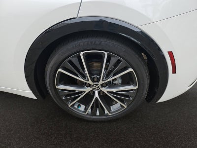 2025 Toyota Prius XLE