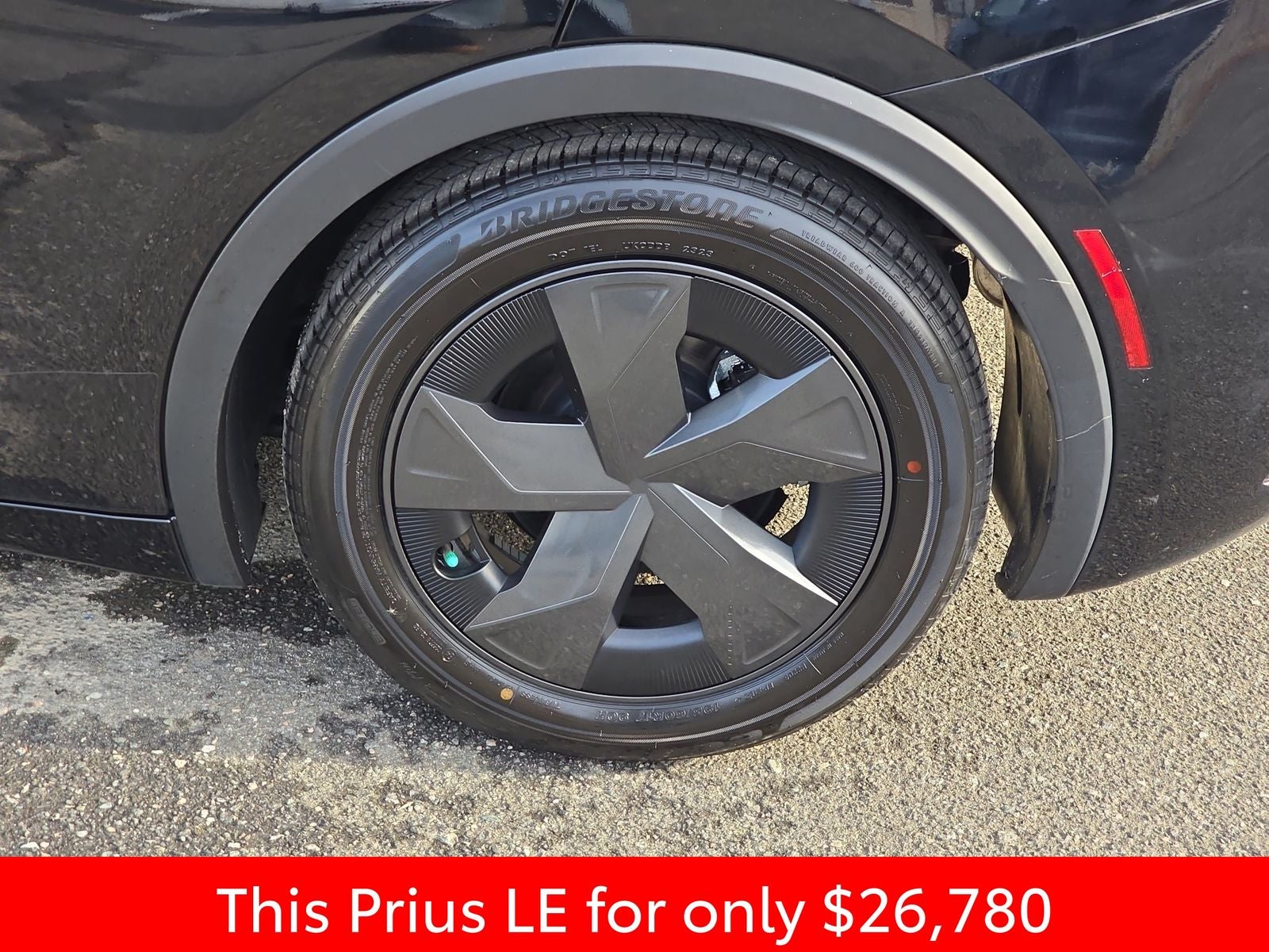 2023 Toyota Prius LE