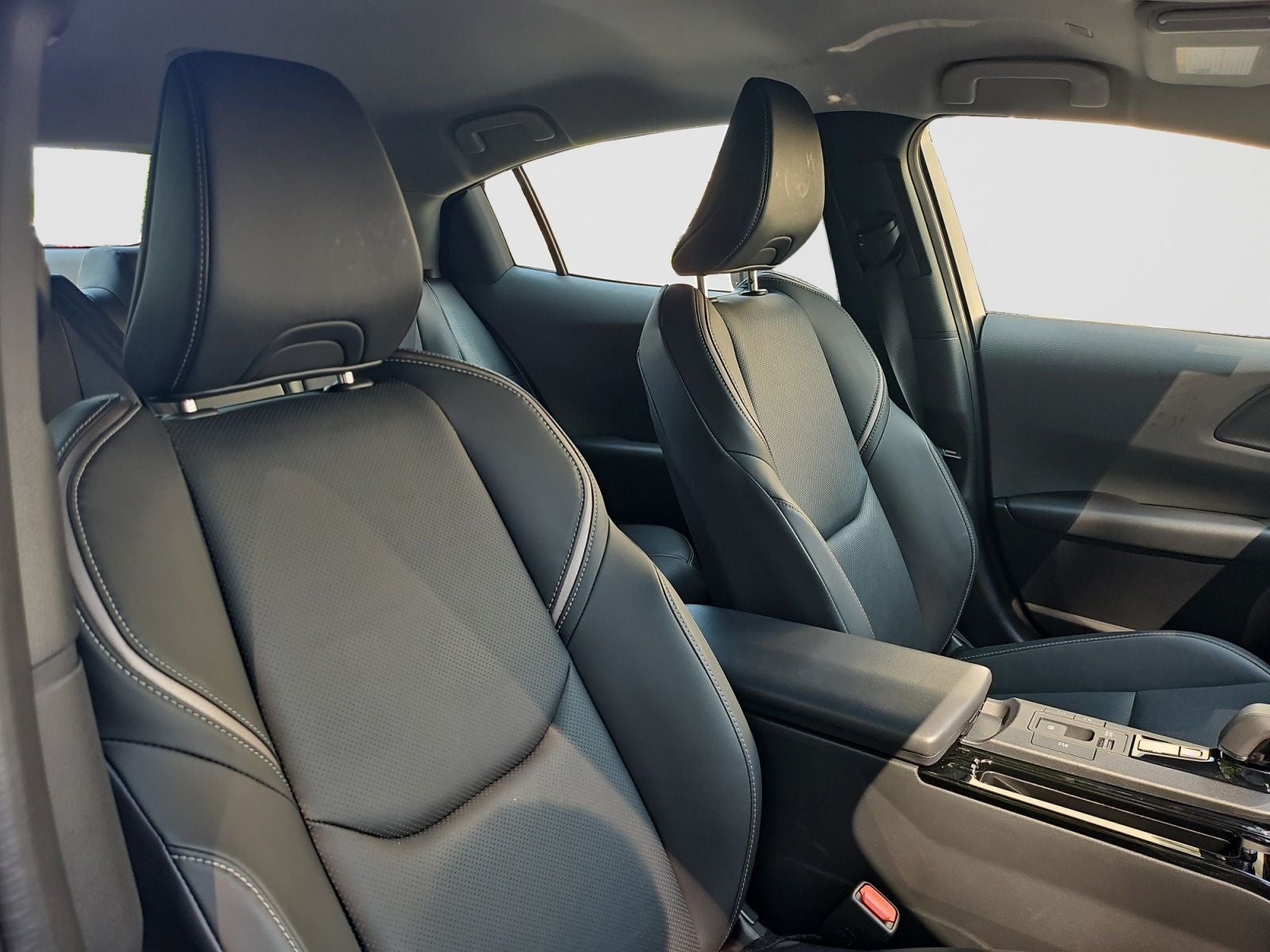 2025 Toyota Prius XLE