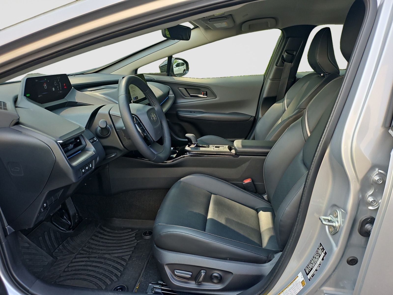 2025 Toyota Prius XLE