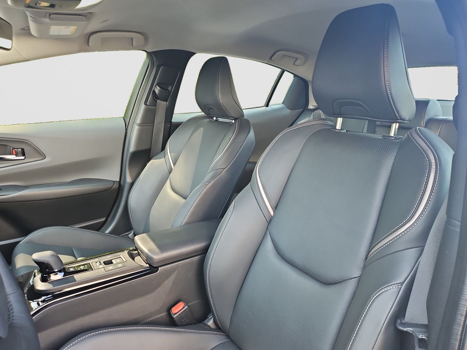 2025 Toyota Prius XLE
