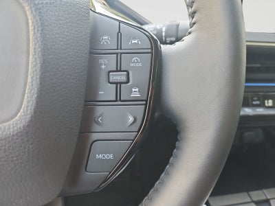 2025 Toyota Prius XLE