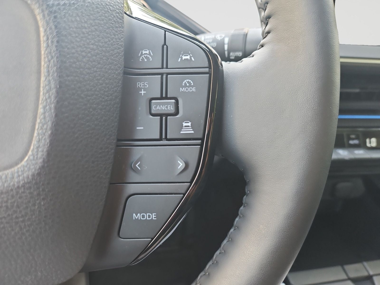 2025 Toyota Prius XLE