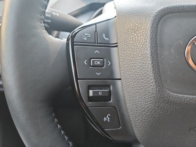 2025 Toyota Prius XLE